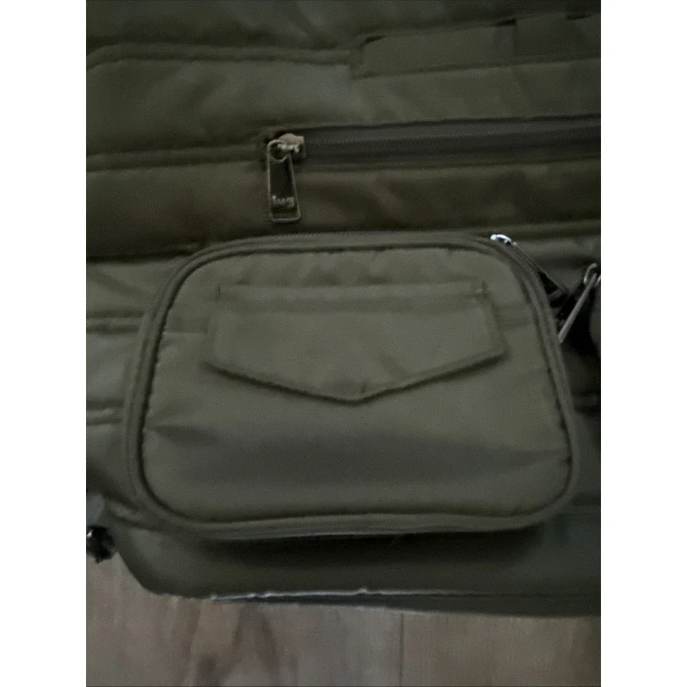 lug zipliner convertible
